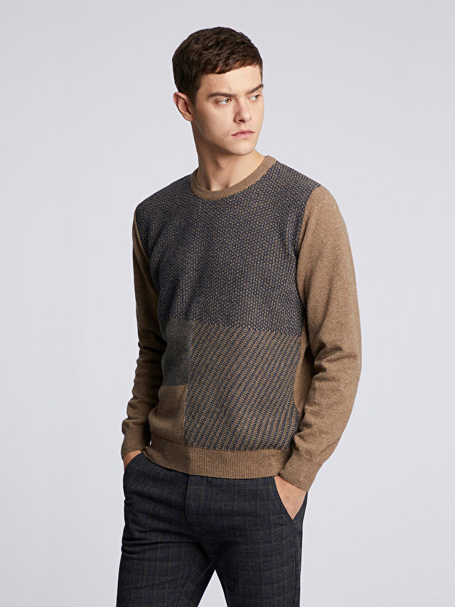 WEŁNIANY SWETER BINDO