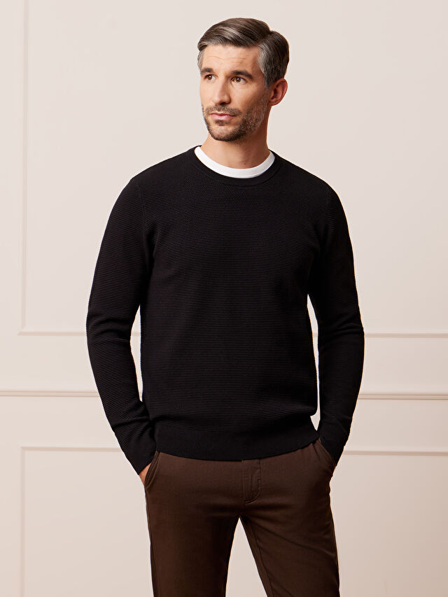 CZARNY SWETER VOLENTE