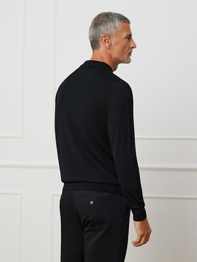CZARNY SWETER CORFIELD