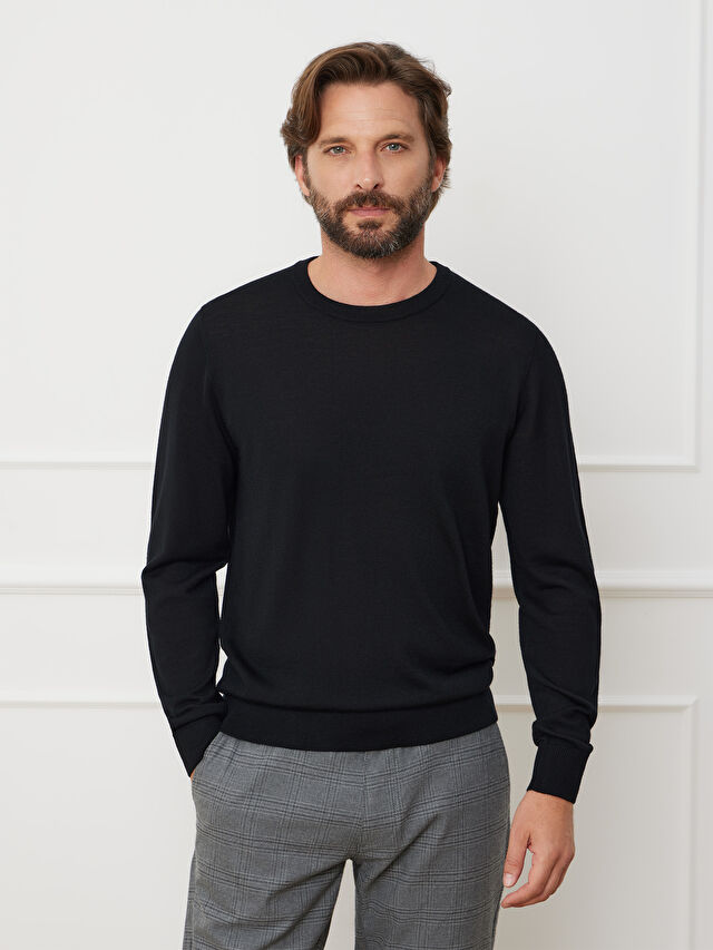 CZARNY SWETER LAUREL